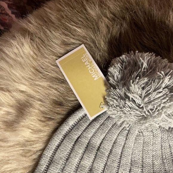 Michael Kore beanie - Picture 5 of 5